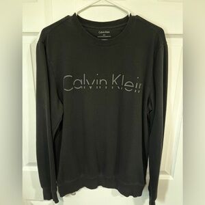 All Black Medium Calvin Klein Crewneck. Hasn’t been worn in years Used condition